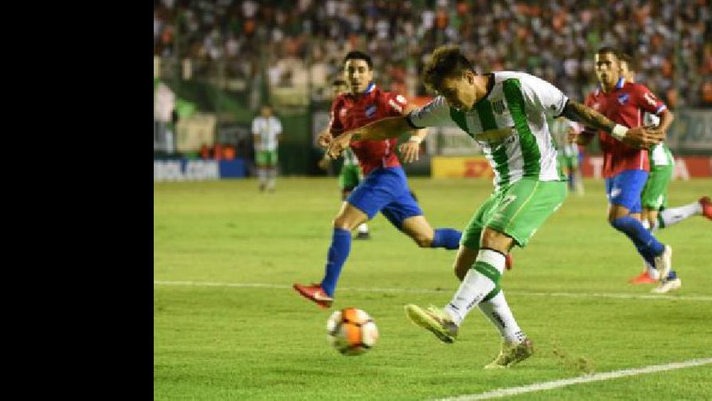 Mouche: En el segundo tiempo hicimos todo al revés