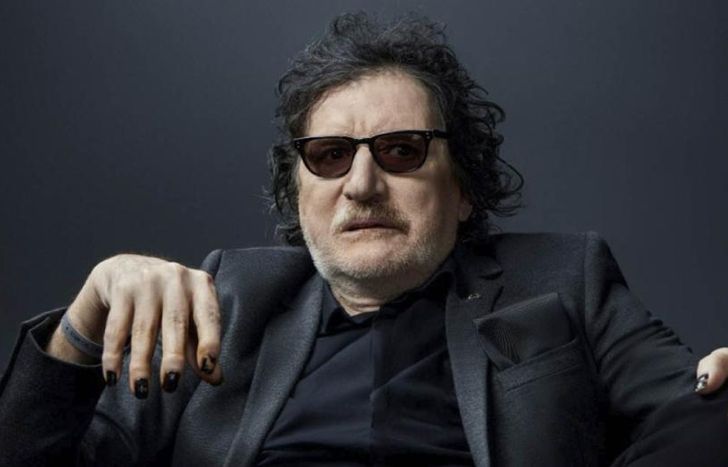 Charly García salió de paseo.