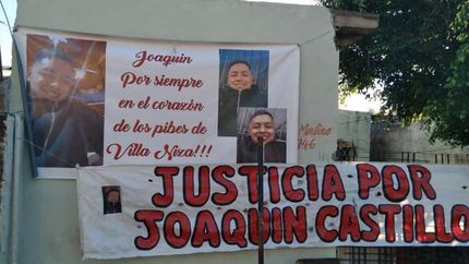 Familiares y amigos de Castillo marcharon a Tribunales.