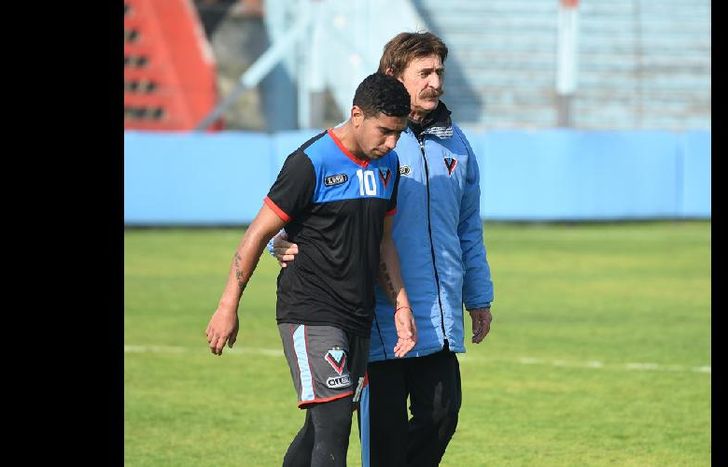 Brown se prepara para la temporada de la Primera Nacional.