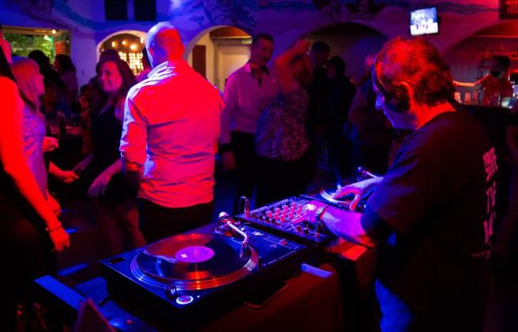 Los vecinos disfrutaron de una noche a pura música y emoción.