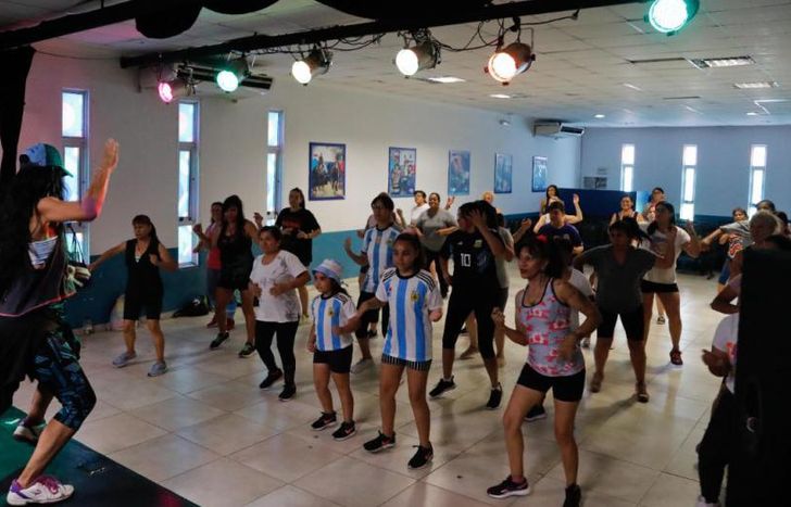 La Colonia Cultural convoca a miles de participantes.