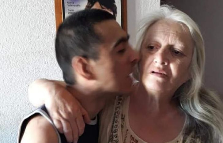 Elsa vive para su hijo los 365 días del año.