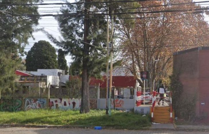 Fue en el cruce de Medrano y  las vías.