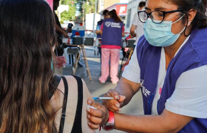 Buscan que los vecinos estén protegidos ante la suba de casos.