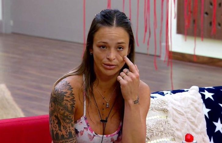 Agustina liquidó a varios de sus compañeros.