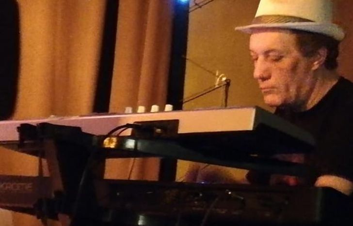 El recuerdo hacia un talentoso que nació en Lomas.