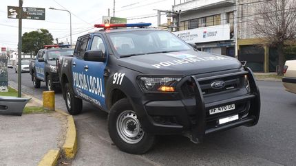 Las autoridades tratan de identificar a los criminales.