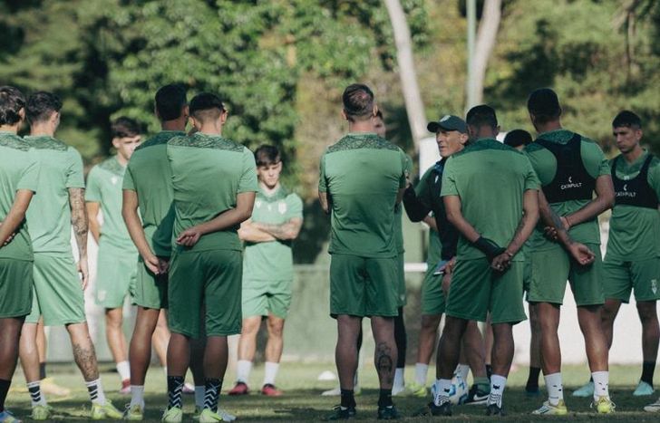 Pedro Troglio perderá un futbolista para el inicio de la pretemporada.