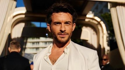 Jonathan Bailey, reconocido por People.
