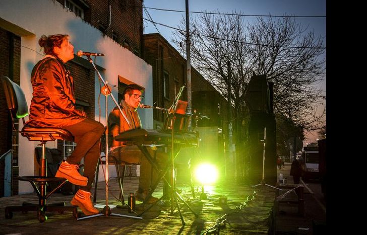 Buscan bandas y cantantes solistas.