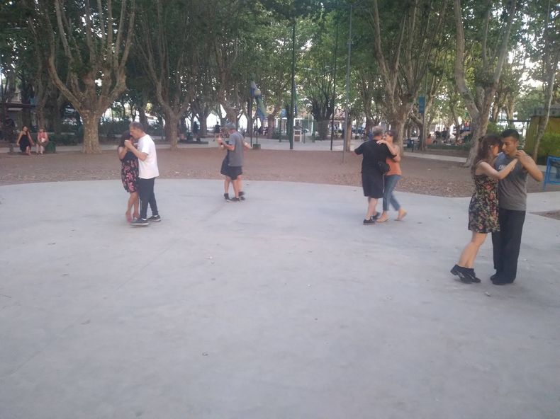 El encuentro Milonguero de Turdera es apto para principiantes como para avanzados.
