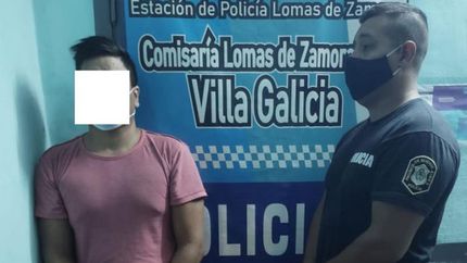 galicia: detienen a un joven acusado de distribuir pornografia infantil