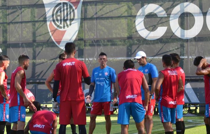 Tula tiene el equipo.