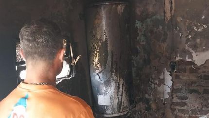 De milagro no hubo heridos por la explosión.