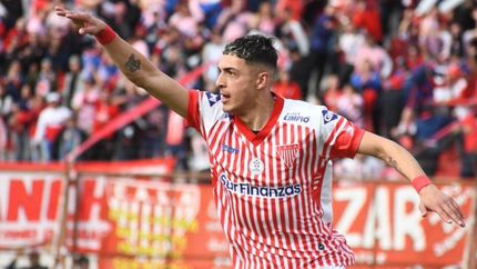 González celebra su gol.