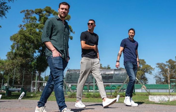 Mariotto, junto a Mariano Andújar y Cristian Luccheti, trabajan en el nuevo Banfield.