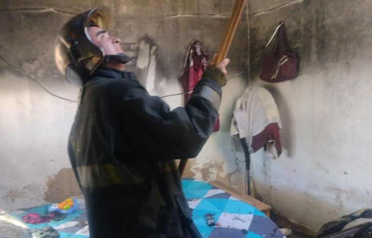 Los Bomberos Voluntarios de Lomas trabajaron en el lugar.
