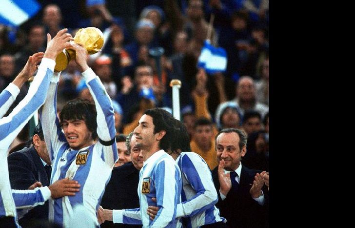 Passarella, campeón del mundo con la Selección, dio su opinión sobre Messi.