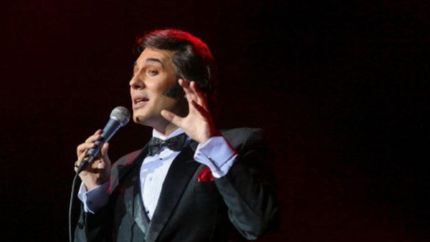 Fernando Samartin en la piel de Sandro.