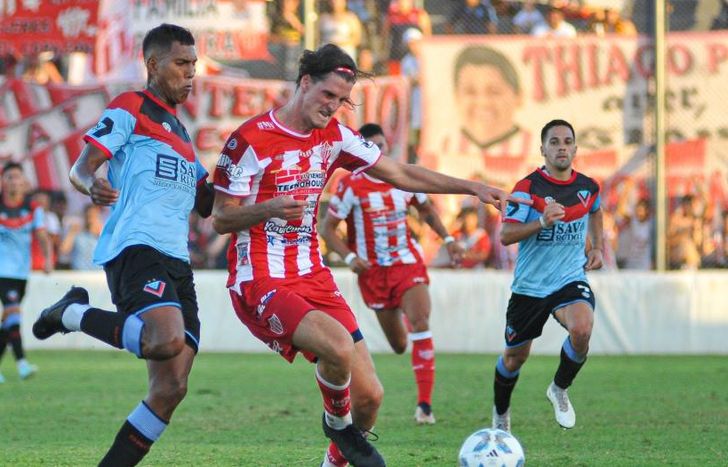 Talleres venció a Brown en el Interzonal como local.