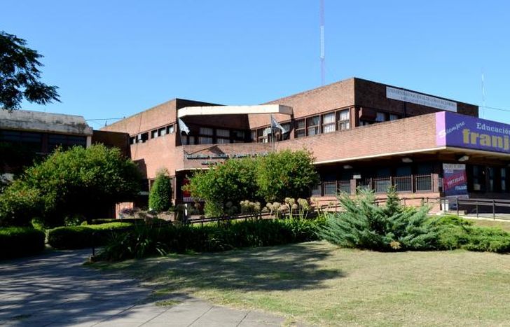 Será virtual, por Zoom.