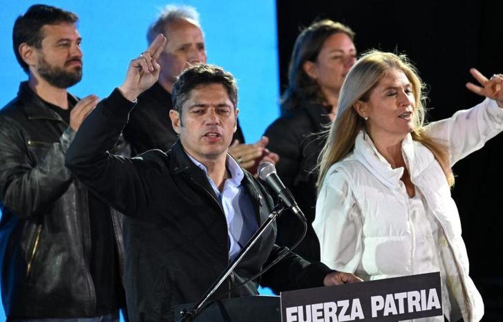 Axel Kicillof junto a Verónica Magario.