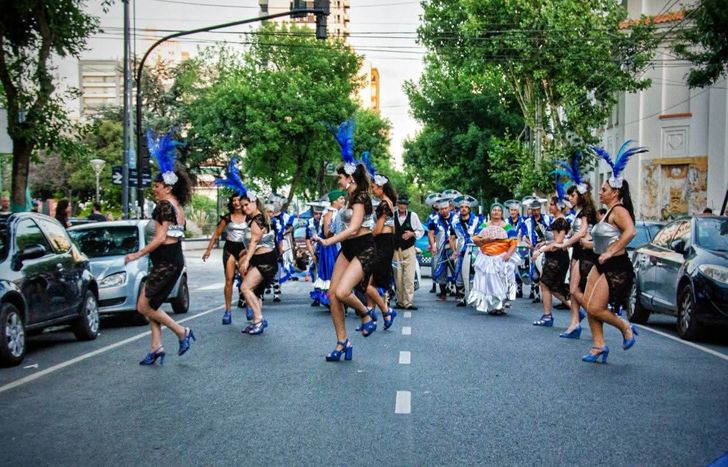 La comparsa Guariló de Lomas festejará sus 19 años esta Navidad.
