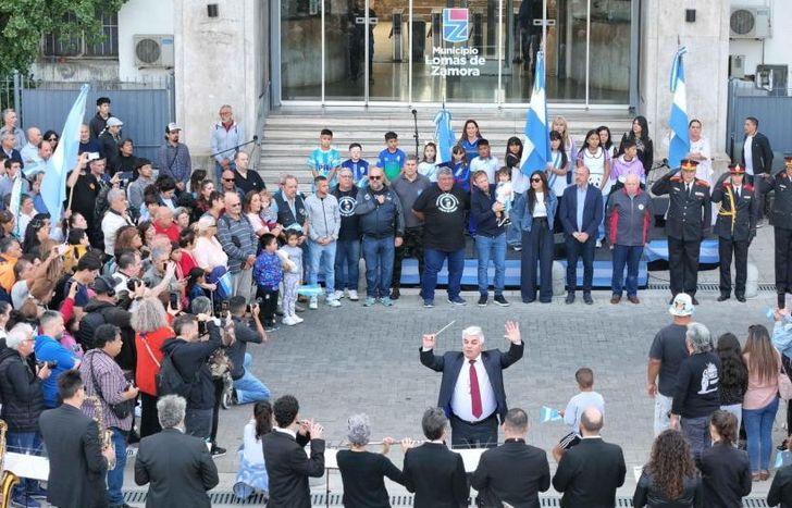 Federico Otermín y Daniela Vilar, junto a los veteranos.