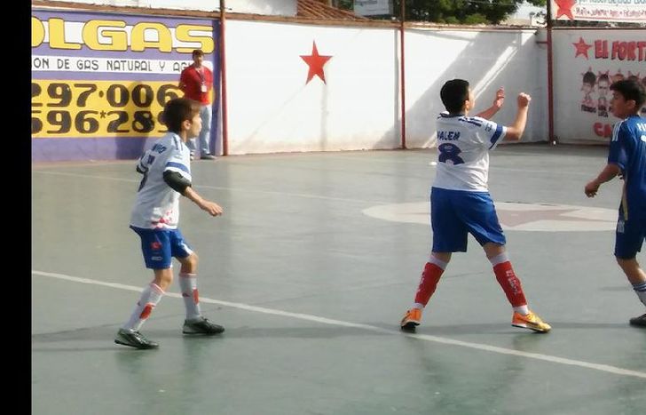 el fortín de rivarola, una de las instituciones beneficiadas con el subsidio. Allí decenas de chicos practican deportes.