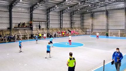 En Villa Lynch, Country superó a Argentinos Juniors.