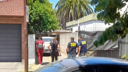Diario La Unión | Allanamiento en la casa de la familia denunciada por lastimar y mutilar animales.