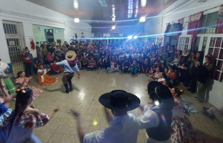 Para participar con la familia.