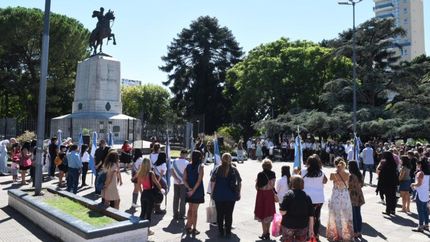 Gran marco para homenajear al Padre de la Patria.