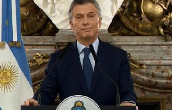 la medida más esperada fue que no habrá aumentos en las tarifas de luz, gas y transporte.