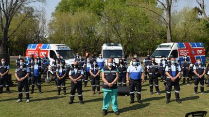 El equipo junto al secretario de Salud, Mariano Ortega Soler.