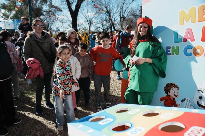 Hubo juegos para grandes y chicos en los parques y plazas.&nbsp;