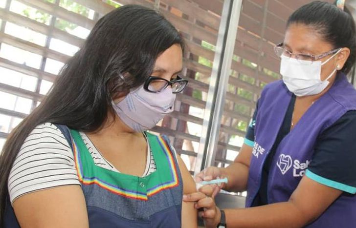 Hay 16.548 personas que tienen la primera dosis.