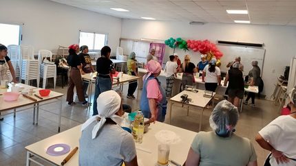 Los cursos se dictarán en diferentes instituciones de Lomas. Los cursos se dictarán en diferentes instituciones de Lomas.