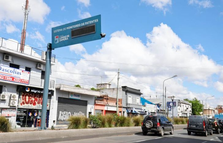 Hay 56 lectoras de patentes en puntos estratégicos de la ciudad.