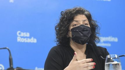 Carla Vizotti adelantó que se prepara un pase sanitario.