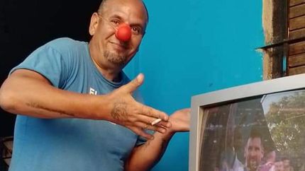 Patón, un vecino muy querido. Alentó a la Scaloneta y ahora espera que se cumpla el deseo de todos.