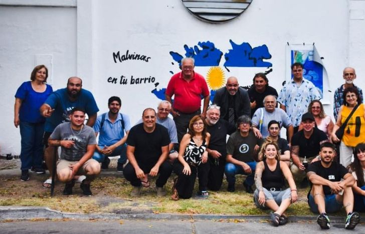 Con una gran participación de los veteranos de Lomas y los vecinos de Turdera.