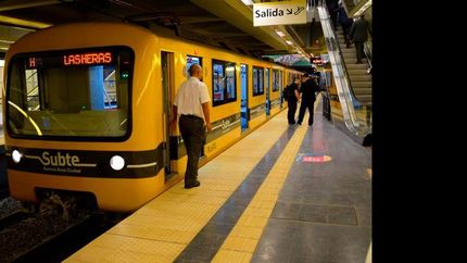 presionado, larreta suspendio aumentos en subtes y peajes
