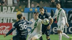 Banfield empató sin goles con el líder Independiente Rivadavia de Mendoza