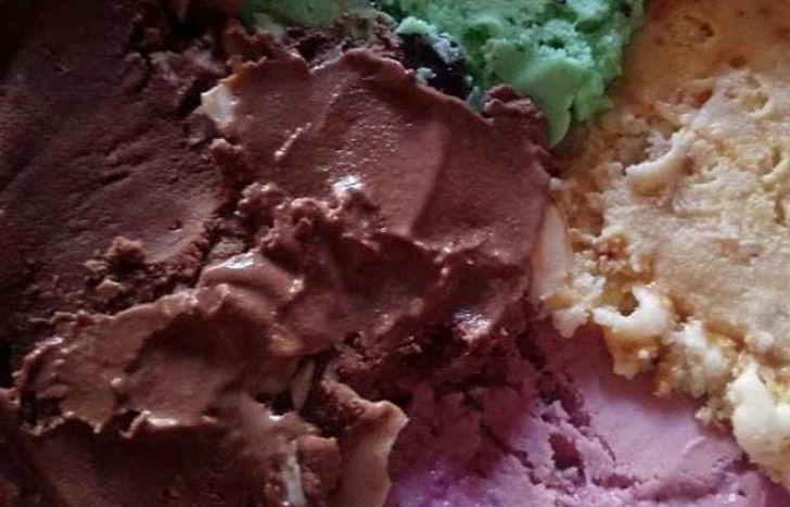 El helado fue un alivio para los lomenses ante la ola de calor.