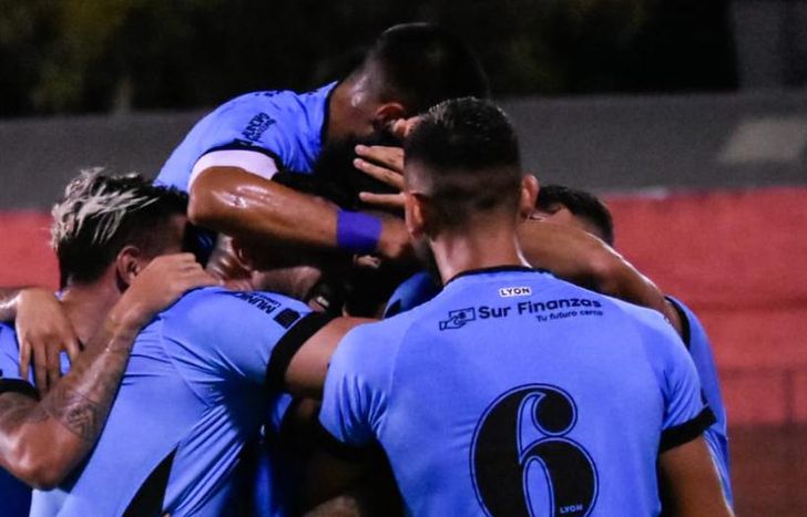 Temperley invita a revivir el gol de Luis López.