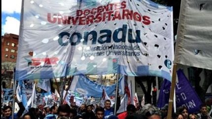 docentes universitarios se suman a la marcha del 22