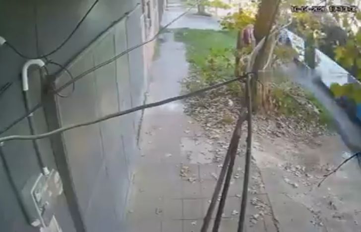 El accidente ocurrido en Villa Fiorito quedó filmado en un video.