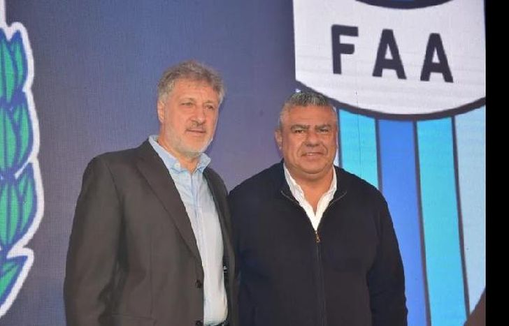 No hay acuerdo entre futbolistas y dirigentes sobre las medidas tomadas.